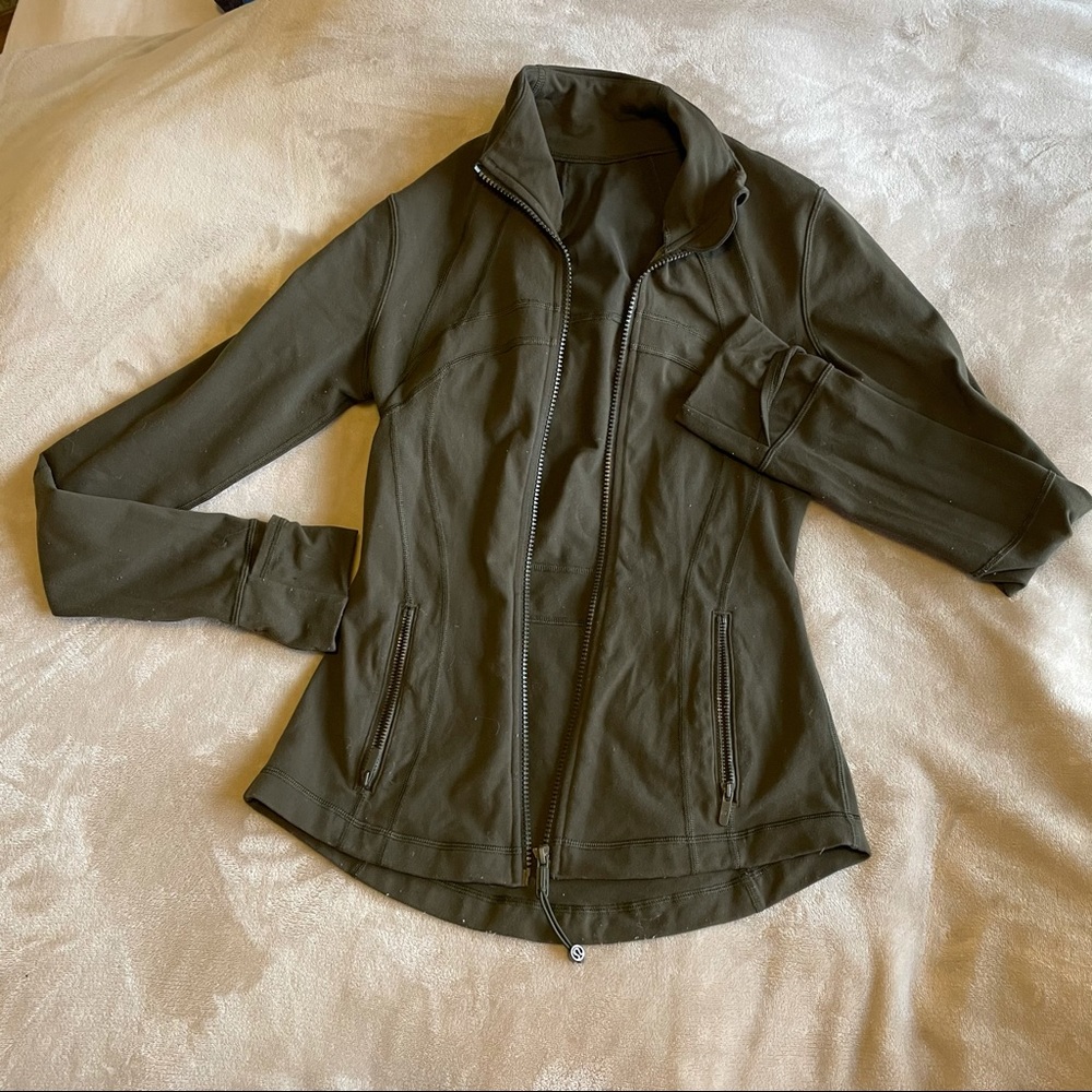 Green lululemon jacket